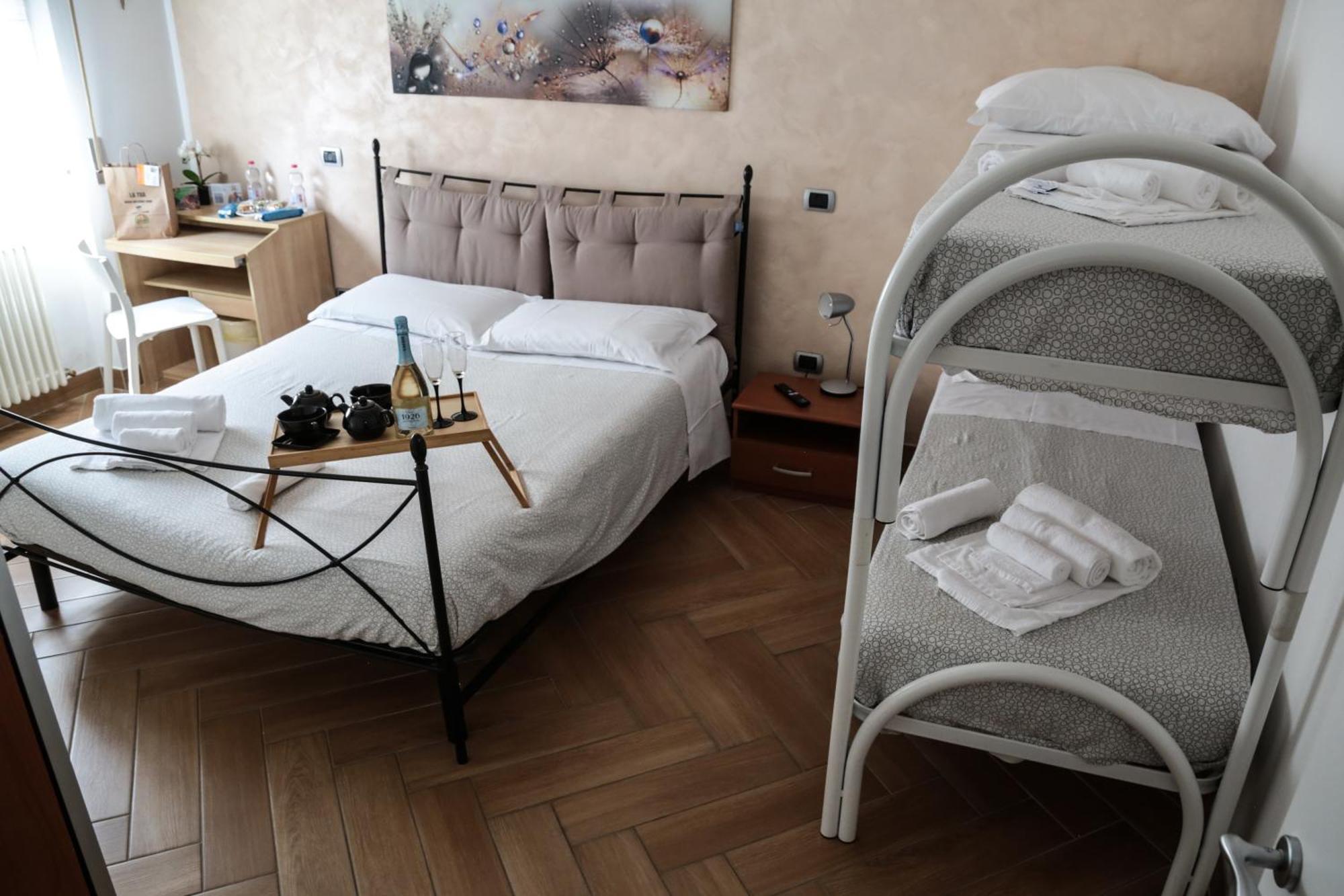 Guest House Simonazzi Reggio Emilia Ngoại thất bức ảnh